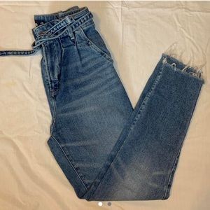 Hollister Ultra High Rise Mom Jean
